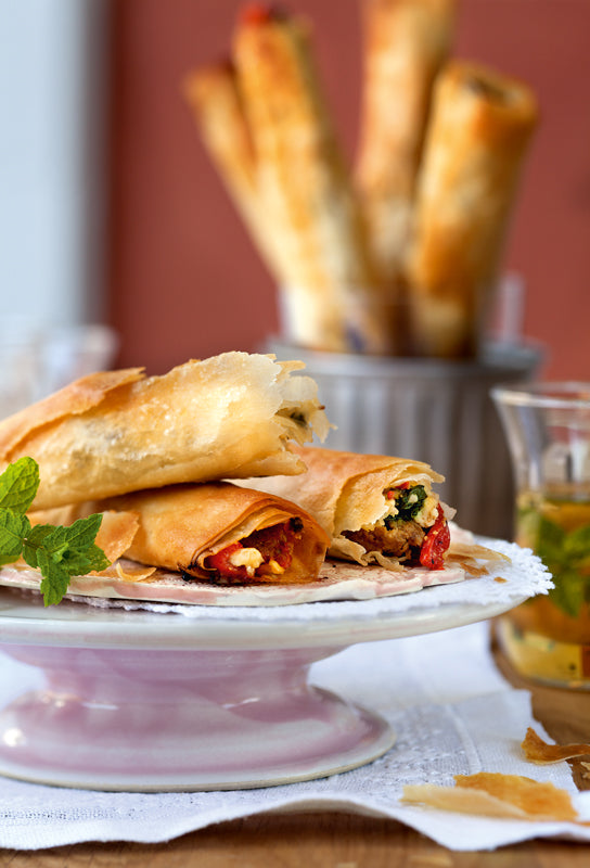 Knusperöllchen mit Hackfleisch, Feta & Yufkateig – einfaches Fingerfood aus dem Ofen