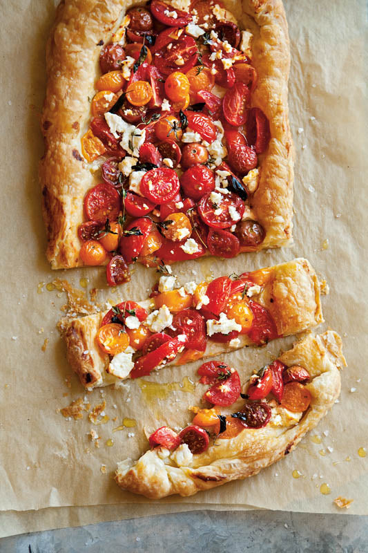 Köstliche Tomaten-Feta-Tarte – Einfach, lecker und voller mediterraner Aromen