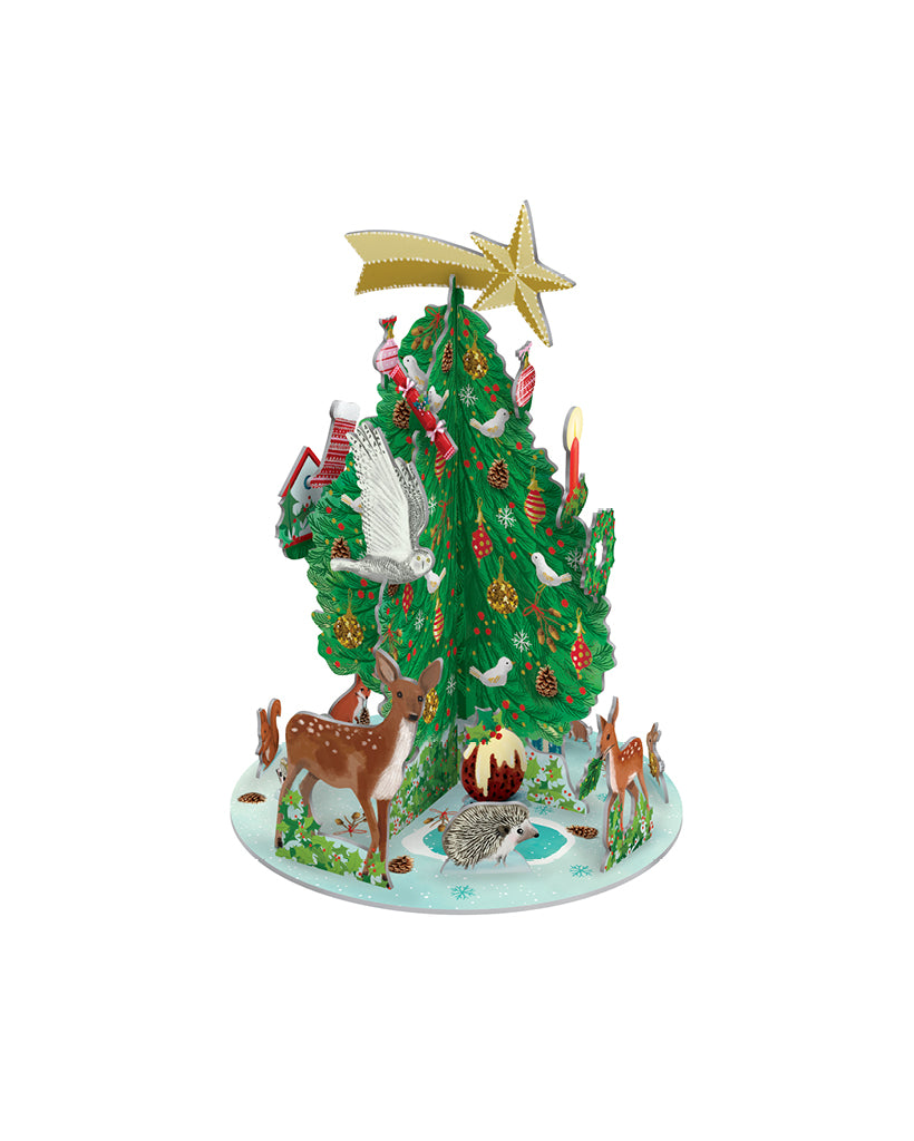 Entdecke den 3D-Adventskalender „Heart of the Forest“ von Roger la Borde – ein nostalgischer Weihnachtskalender mit 24 Türchen und stimmungsvoller Waldszene.