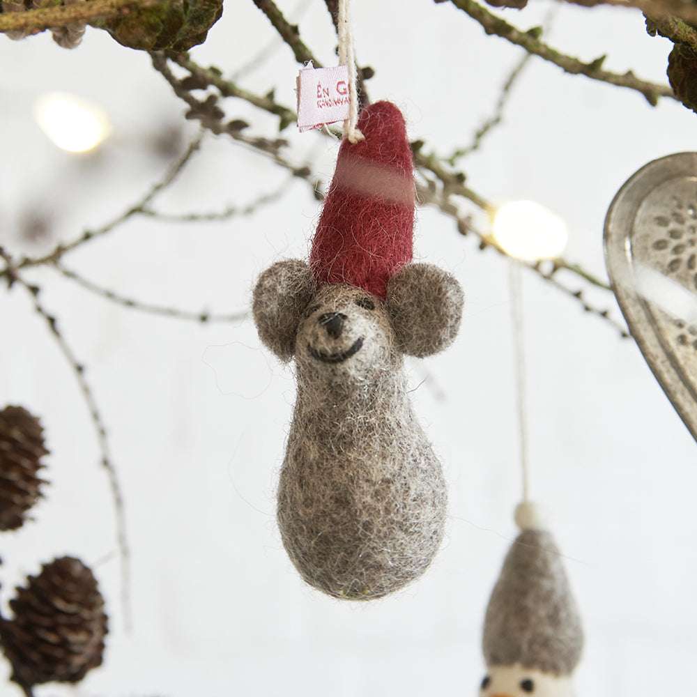 filzanhaenger-weihnachtsmaus-geschenk-advent-en-gry-og-sif-weihnachten-gartenzauber