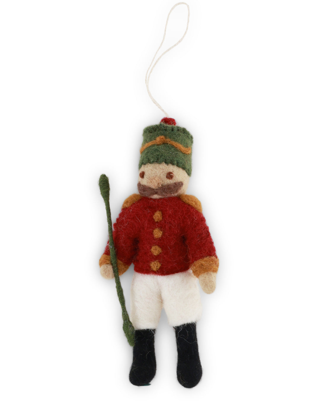 Handgefilzter Nussknacker mit roter Jacke -Anhänger von Gry & Sif – Weihnachtsdekoration im skandinavischen Stil.