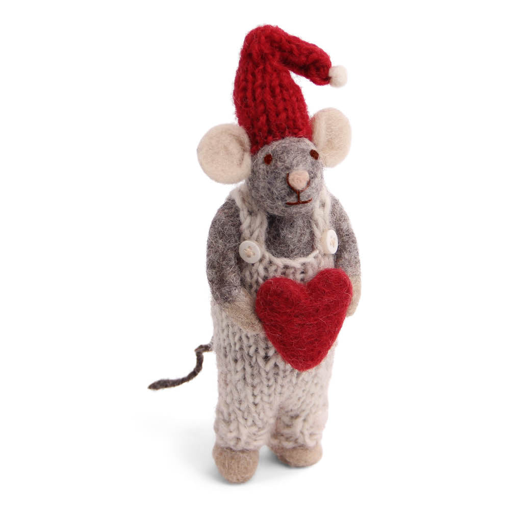 anhaenger-grauer-mausjunge-mit-herz-geschenk-advent-en-gry-og-sif-gartenzauber