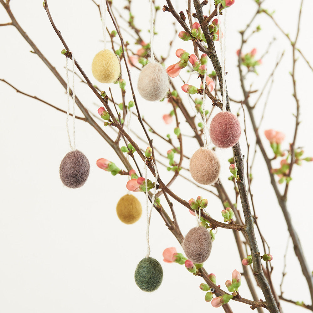 filzanhaenger-filzeier-8er-set-pastellfarben-geschenk-ostern-en-gry-og-sif-fruehjahr-gartenzauber
