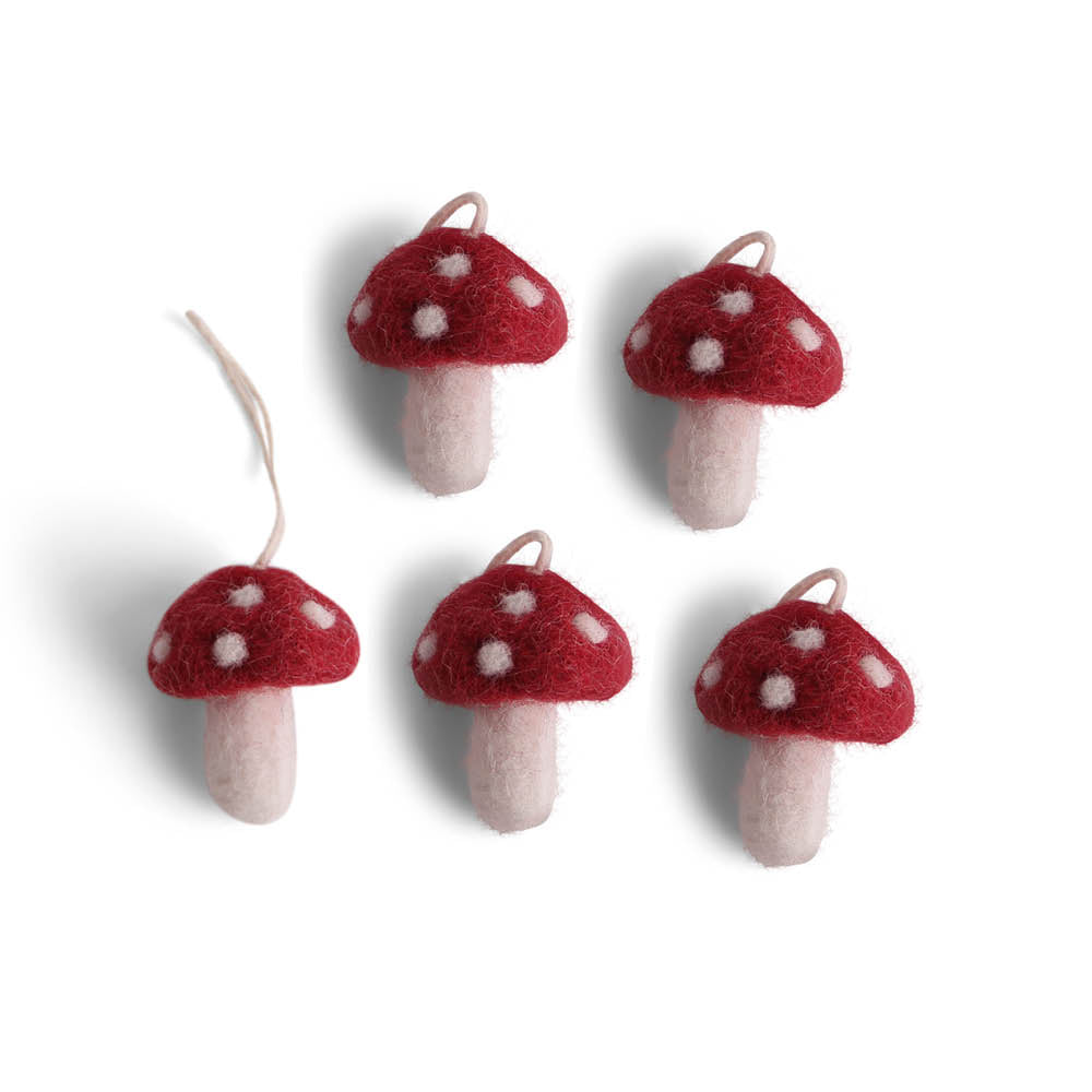 filzanhaenger-mini-fliegenpilz-5er-set-geschenk-en-gry-og-sif-gartenzauber
