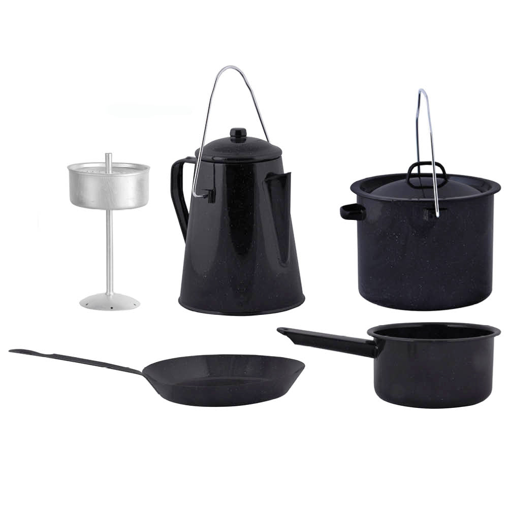 Camping Kochset aus emailliertem Stahlblech mit Töpfen und Pfanne.