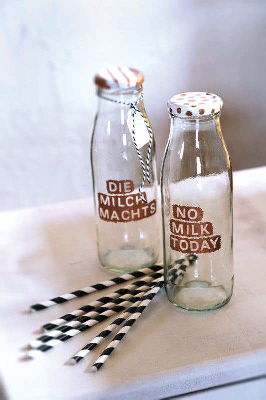 DIY Flaschenzitate – Milchflaschen upcyceln & mit Sprüchen gestalten