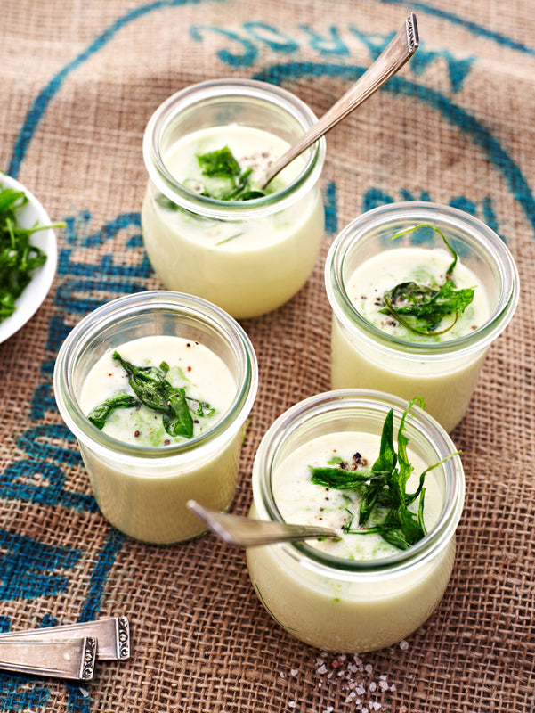 Klassische Kartoffelsuppe mit knusprigem Rucola-Topping – Herzhaft und einzigartig