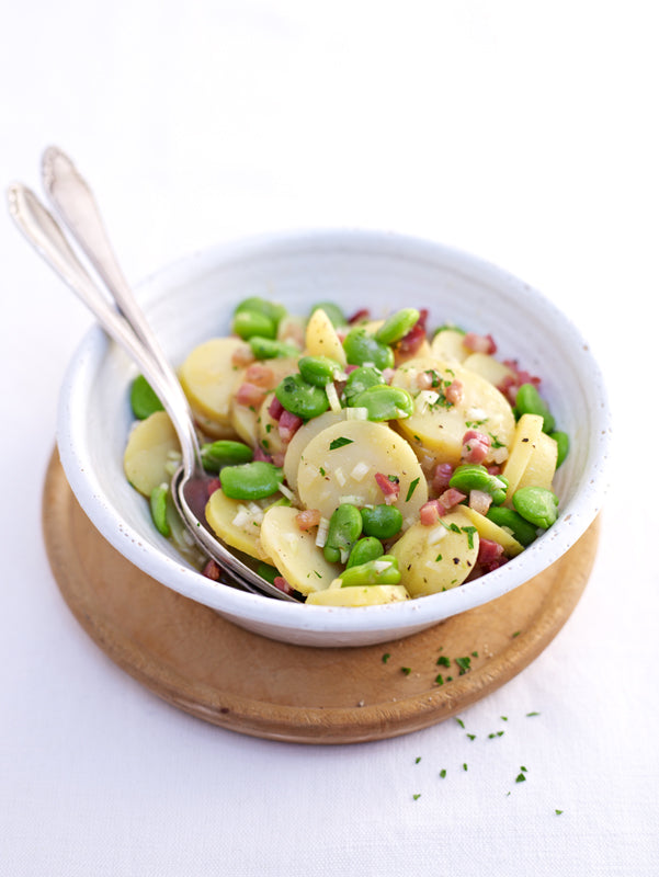 Herzhafter Kartoffelsalat mit dicken Bohnen – Ein geschmacklicher Genuss mit Speck und Senf