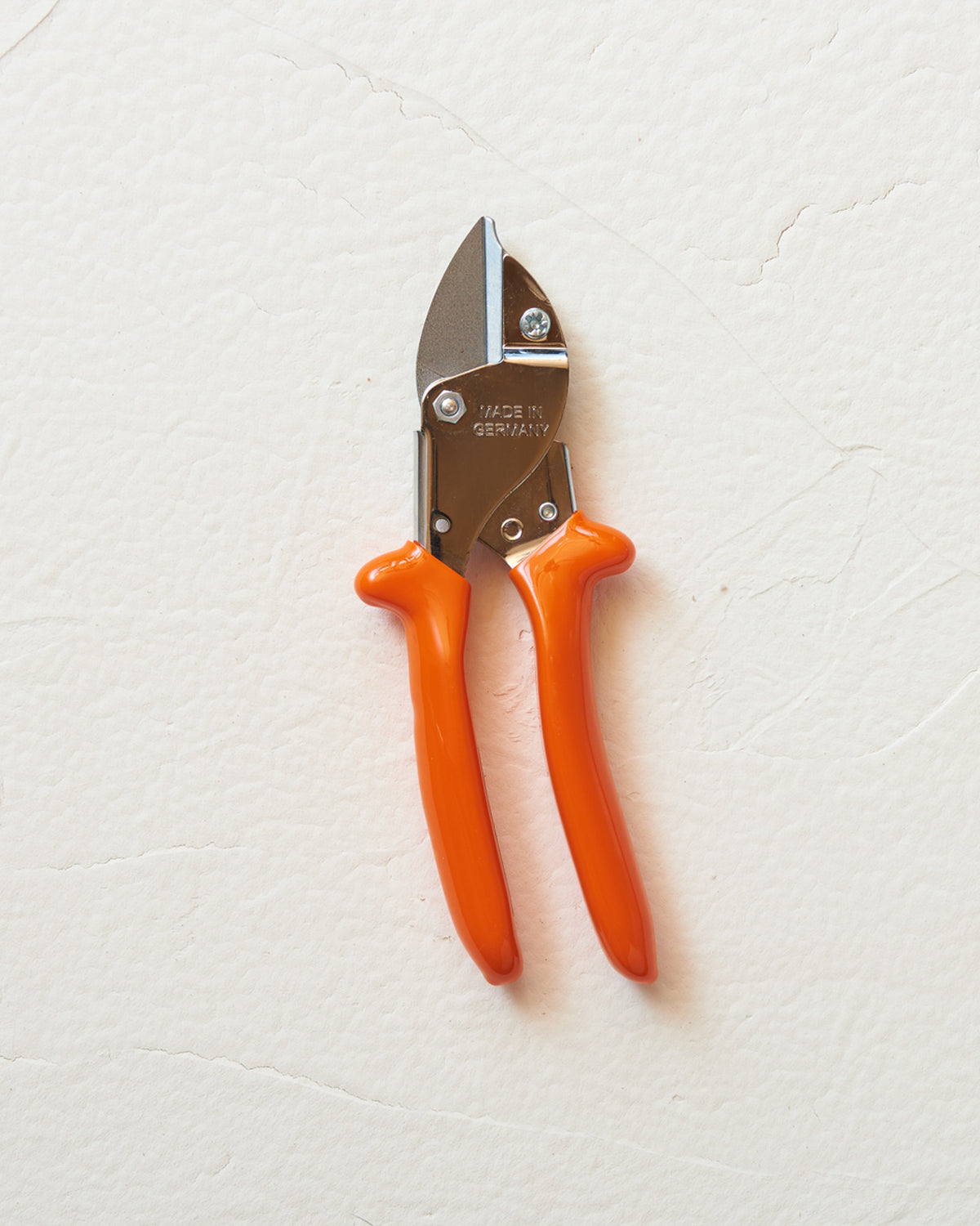 Original LÖWE 5.127 Amboss-Schere mit spitzer Klinge – Profiqualität für präzise Schnitte