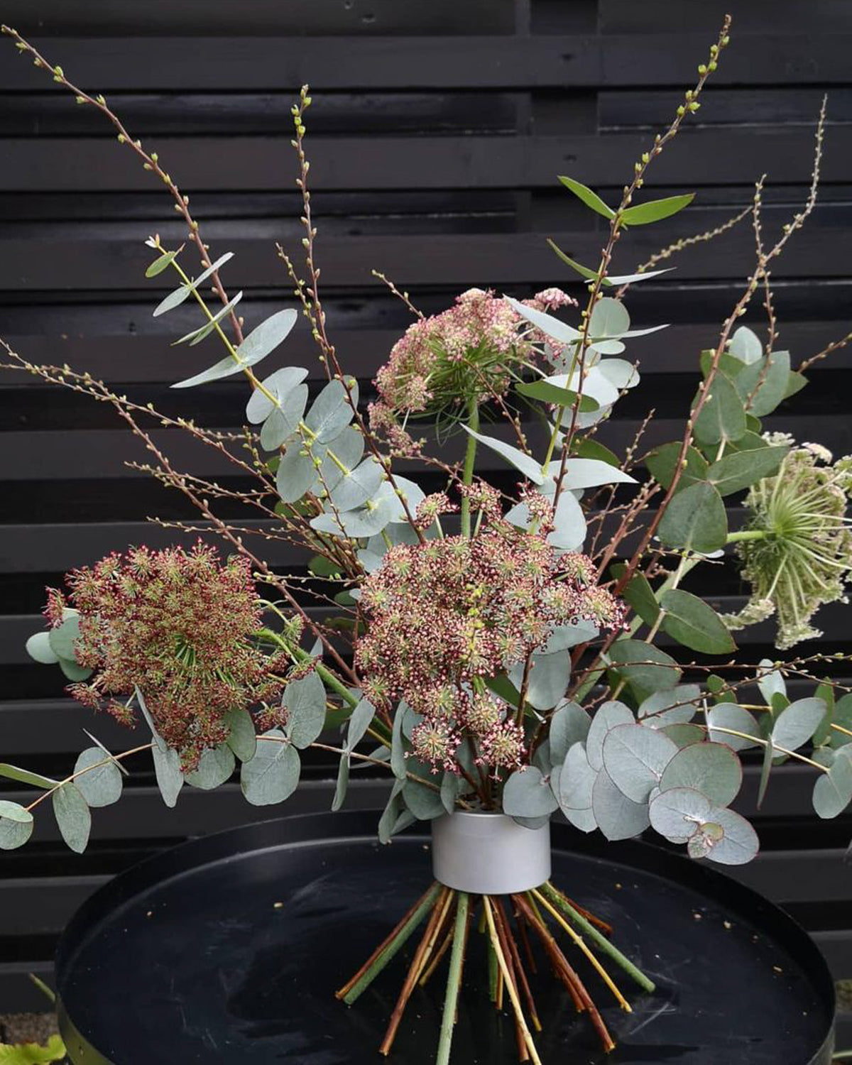 Blumenarrangement mit dem Hanataba Peraly Silver