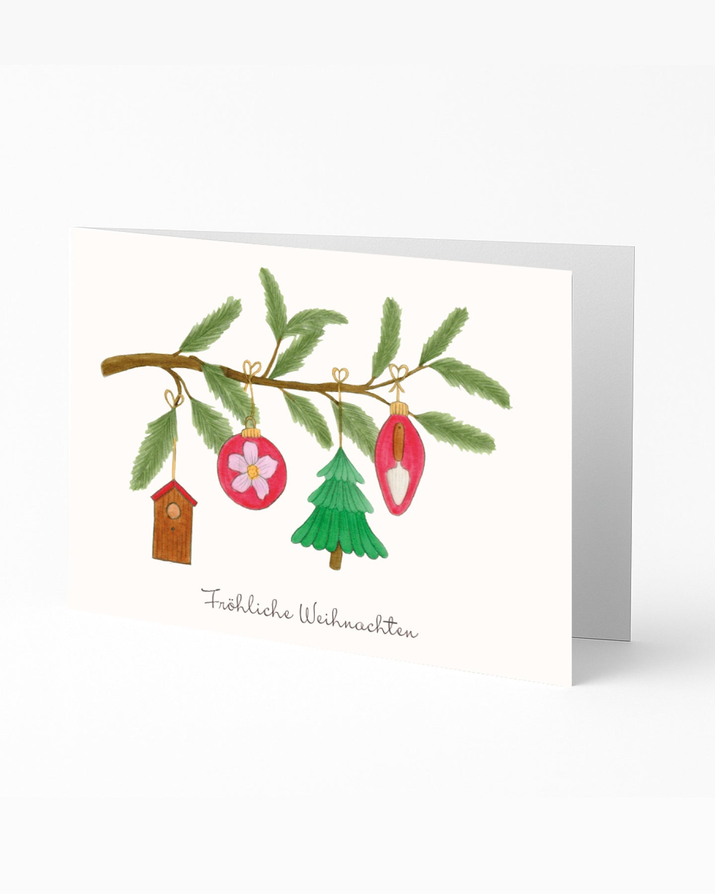 Klappkarte Tannenzweig mit Weihnachtsschmuck inklusive Umschlag – liebevoll gestaltet aus der Gartenzauber Papeterie.