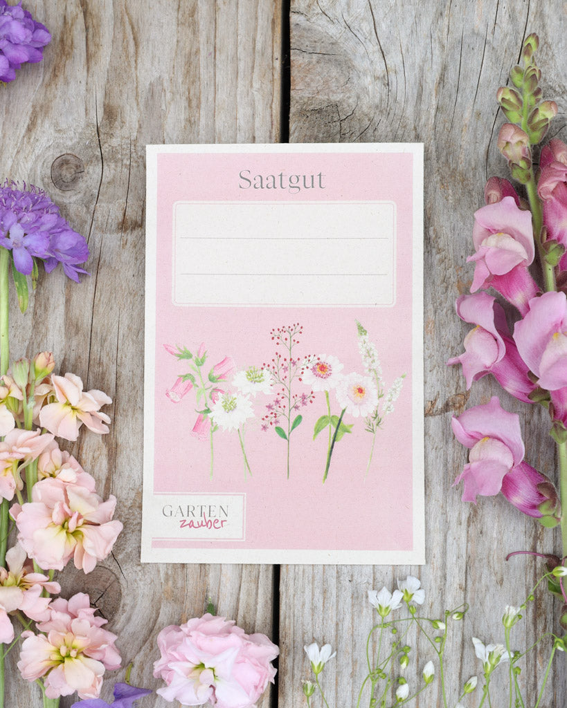 Detailaufnahme A6 Saatguttüten – Gartenzauber Papeterie mit floraler Illustration und beschriftbarem Feld.