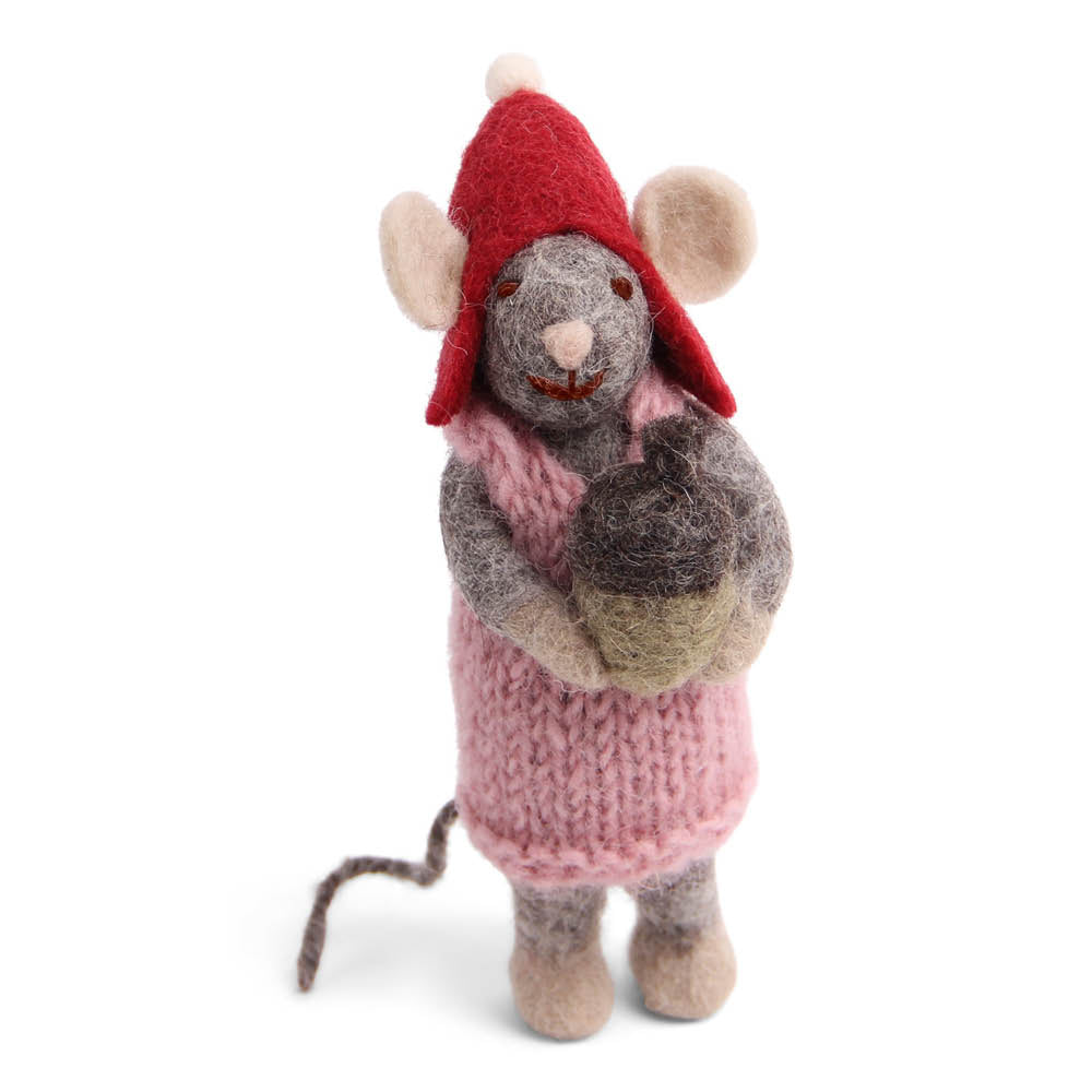 anhaenger-graues-hausmaedchen-miteichel-geschenk-advent-en-gry-og-sif-gartenzauber